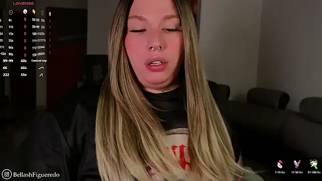 IsabellaFigueredo   online show from April 8, 9:05 pm