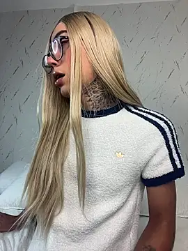 Miss sagitario online show from November 19, 1:00 pm